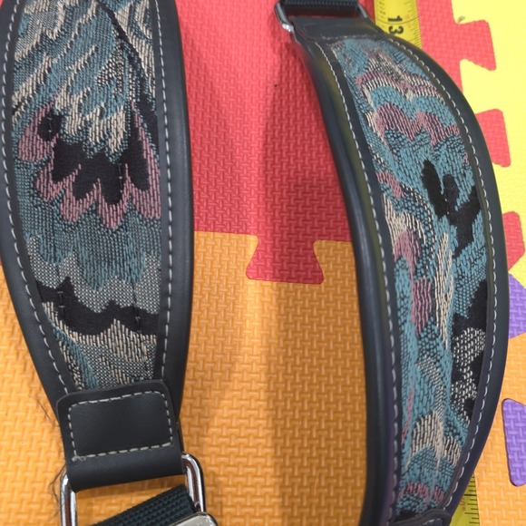 Adjustable Padded Backpack Straps Replacement - Floral Tapestry Design - Swivel - Picture 3 of 14